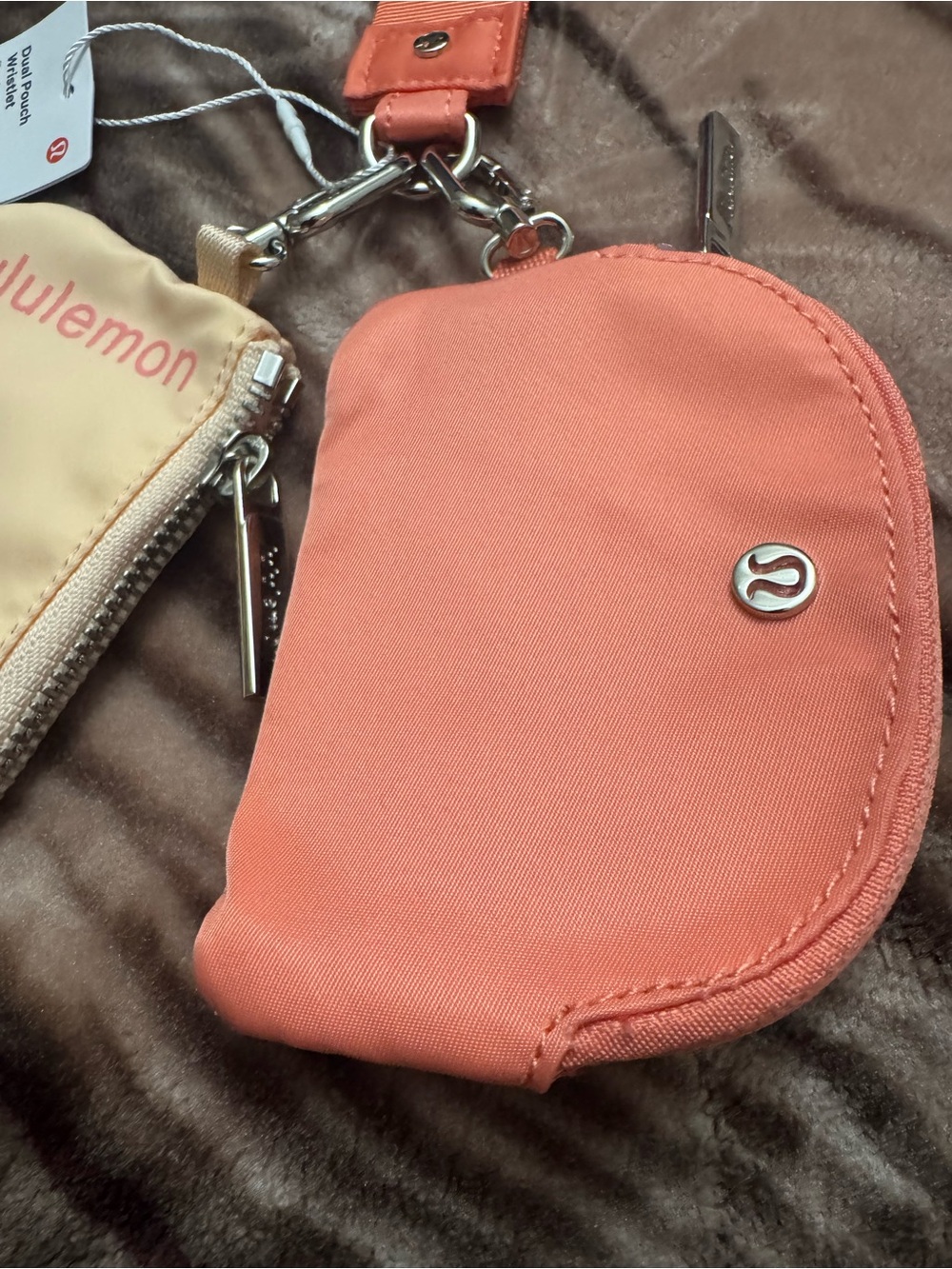 Dual pouch - Picture 8 of 9